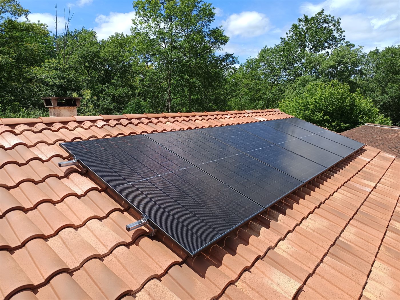 Panneaux photovoltaïques installés par Tiger Énergie